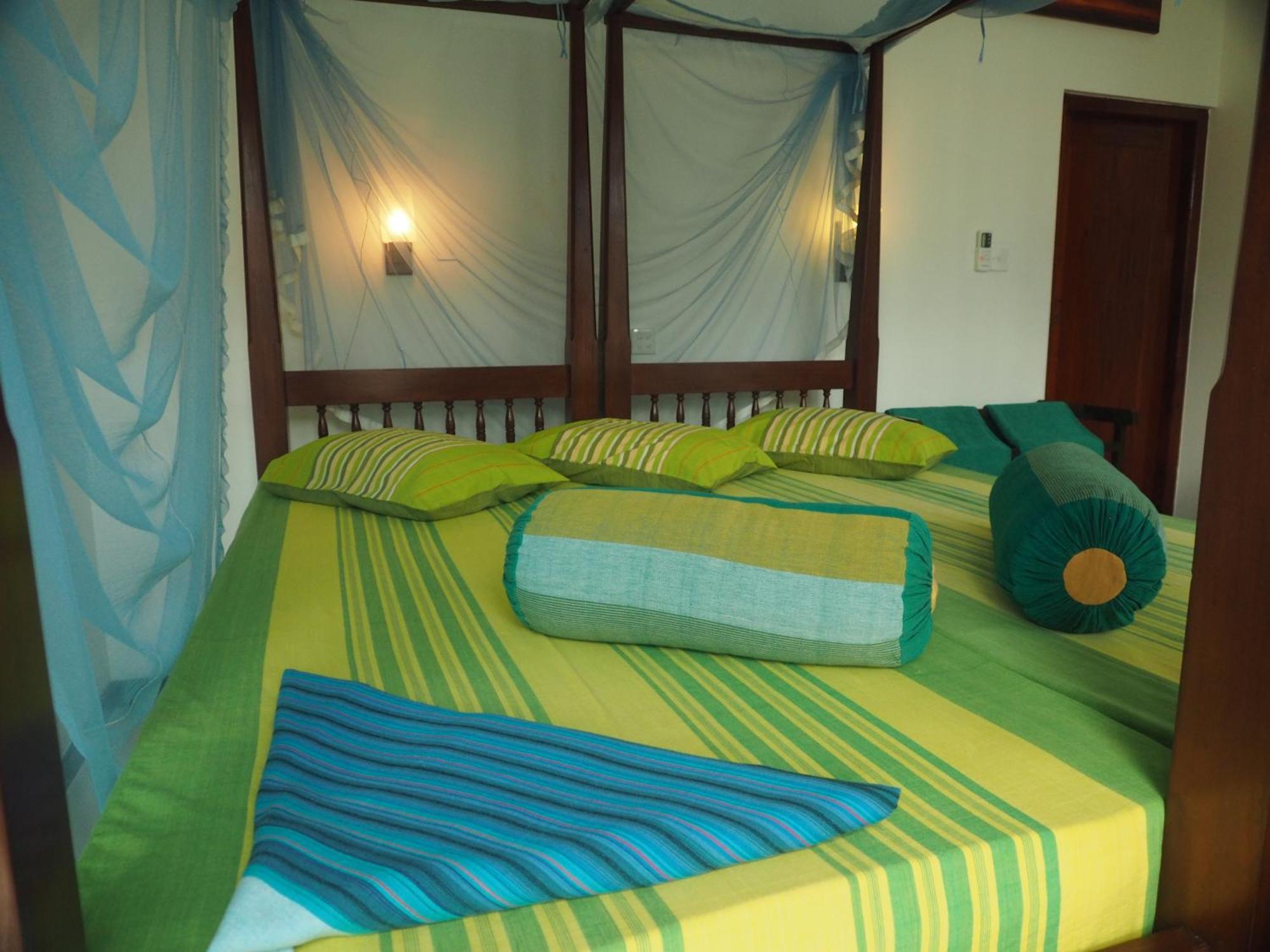 Main Reef Guest House Hikkaduwa Exterior foto