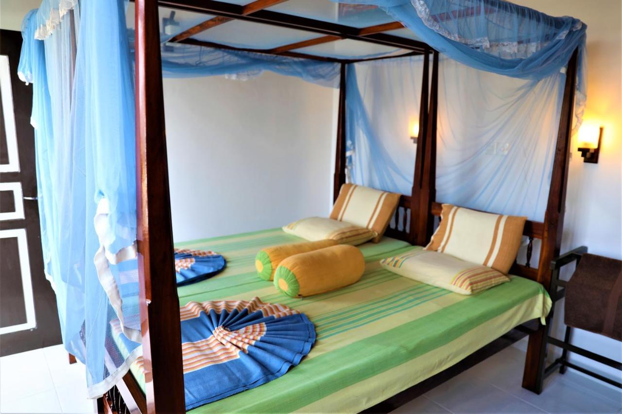 Main Reef Guest House Hikkaduwa Exterior foto